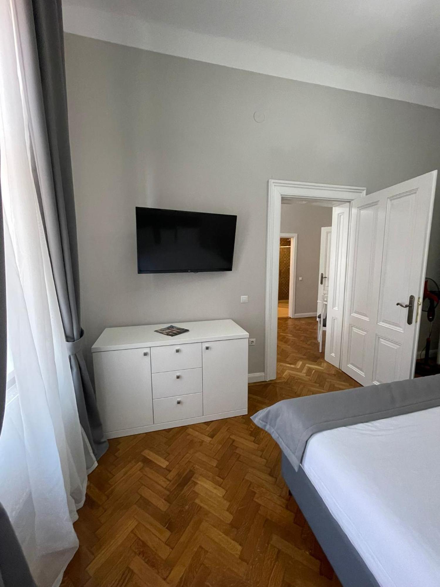 1501 Wergass 18 Daire Sibiu Oda fotoğraf