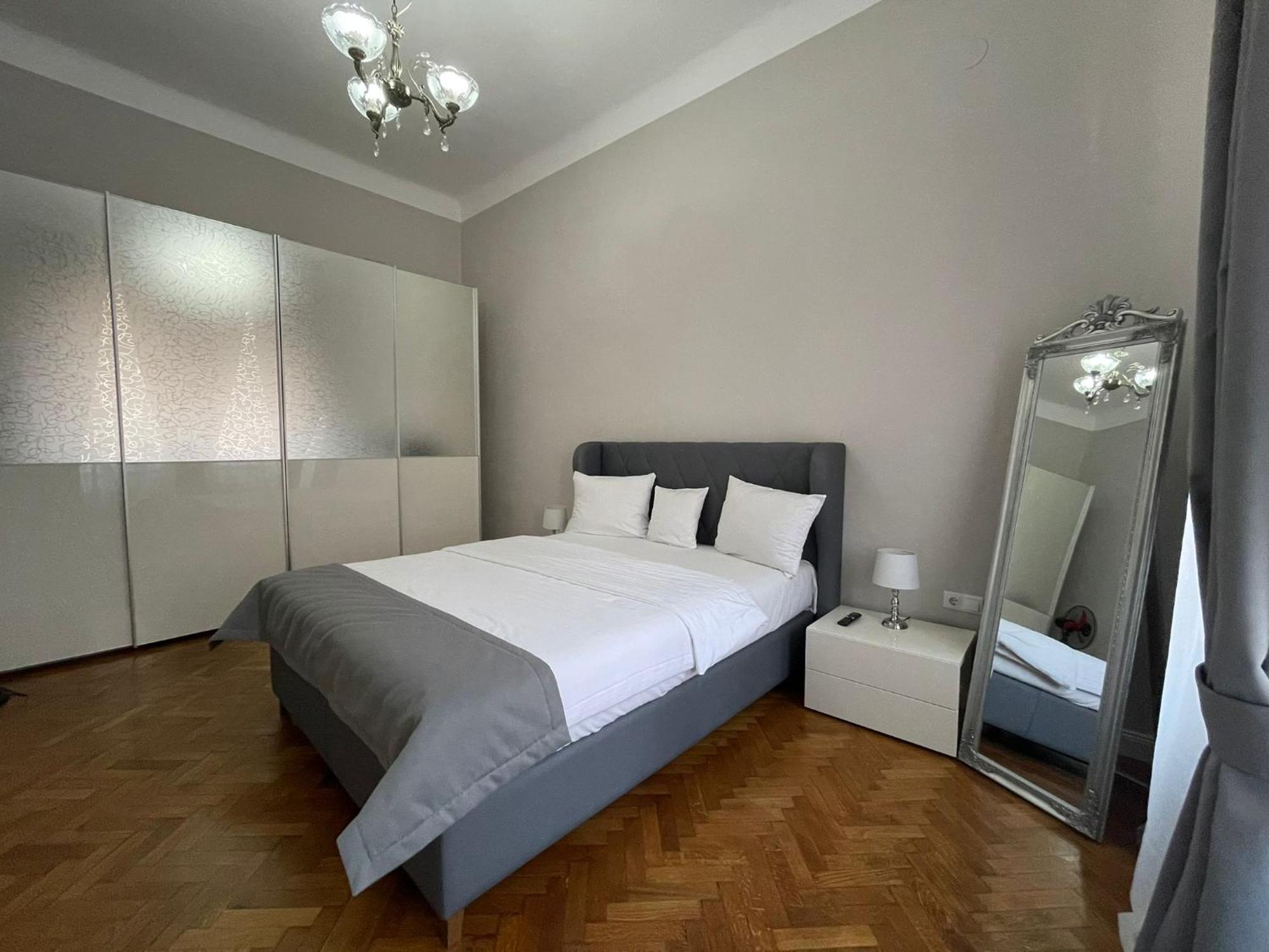 1501 Wergass 18 Daire Sibiu Oda fotoğraf