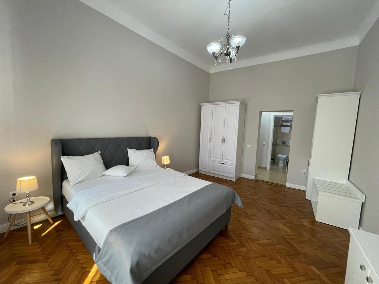 1501 Wergass 18 Daire Sibiu Oda fotoğraf